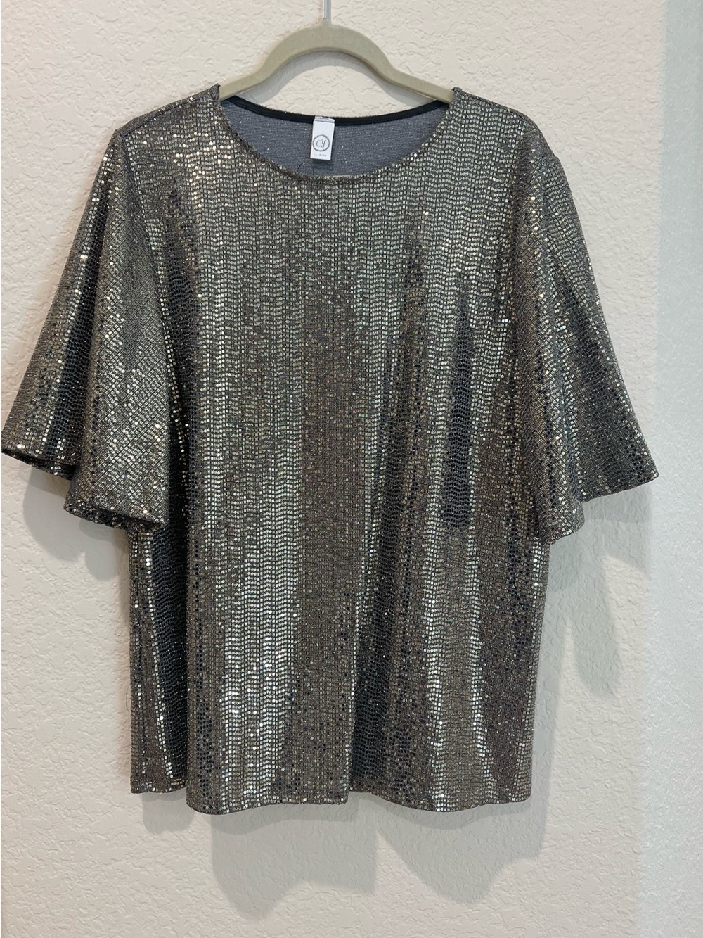 CY Fashion Gold Sequin Bell Sleeve Top | Women’s Medium | Glam Party Blouse